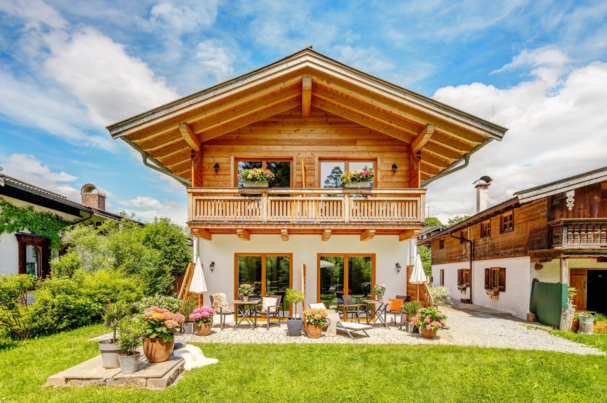 Landhaus Trinis - Gaestezimmer - Bad - Bett - Kleine Kaffee - Tee-Theke Mit Kuehlschrank - Parkplatz Rottach-Egern Exterior photo
