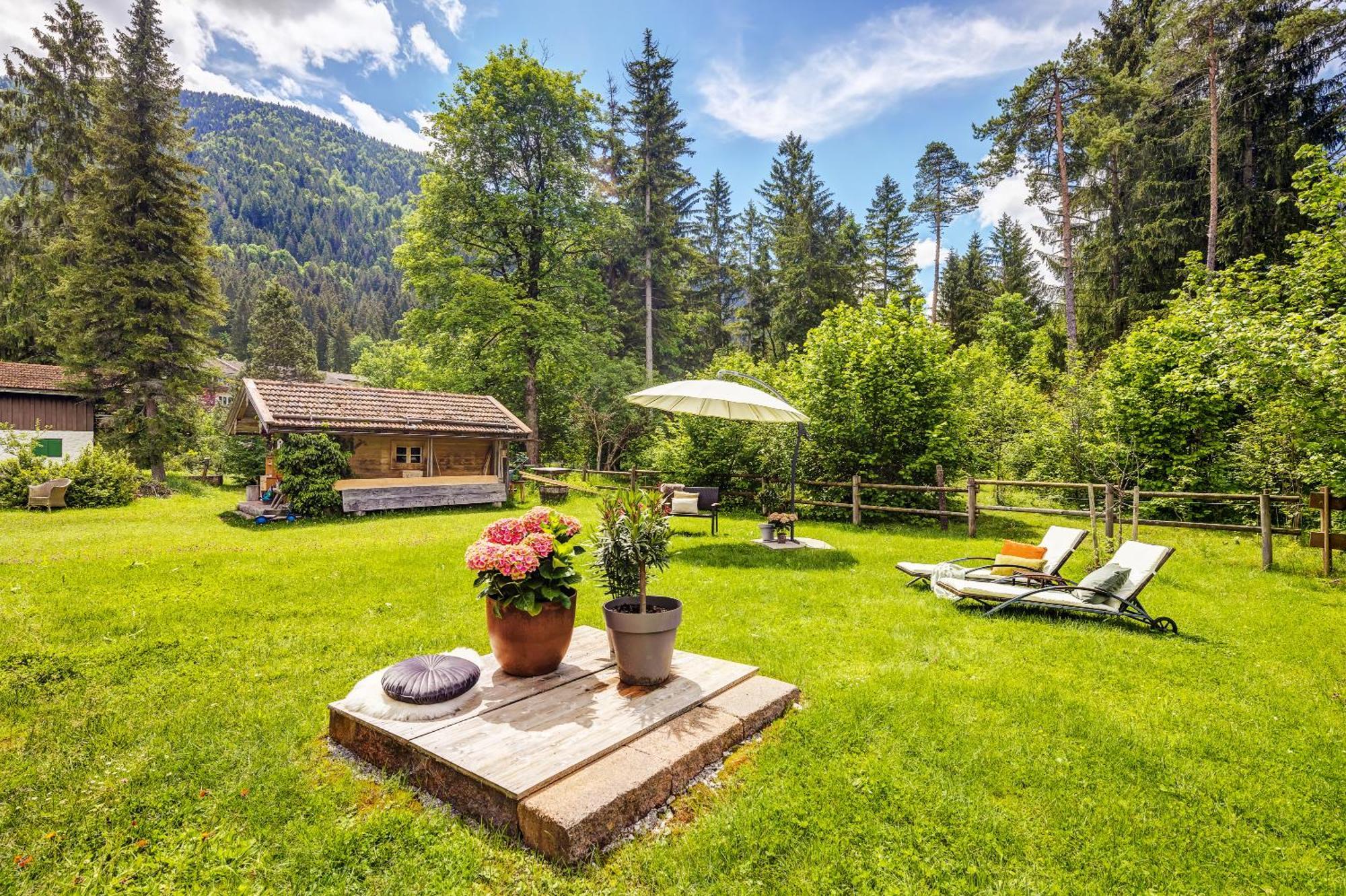 Landhaus Trinis - Gaestezimmer - Bad - Bett - Kleine Kaffee - Tee-Theke Mit Kuehlschrank - Parkplatz Rottach-Egern Exterior photo