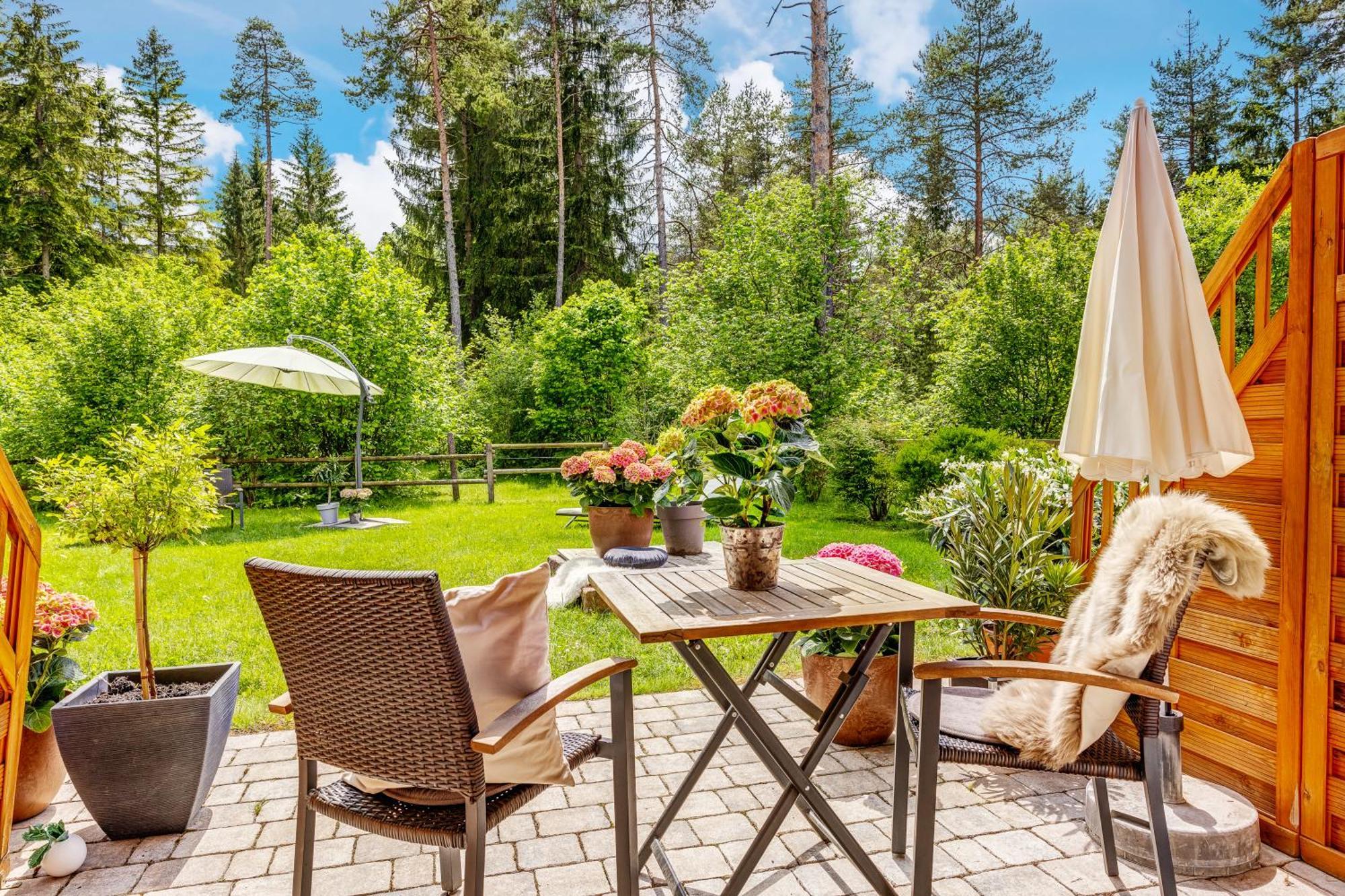Landhaus Trinis - Gaestezimmer - Bad - Bett - Kleine Kaffee - Tee-Theke Mit Kuehlschrank - Parkplatz Rottach-Egern Exterior photo